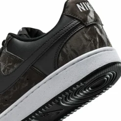 Nike Sneaker<· Court Vision black-black-white