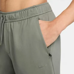 Nike Hosen<· DF light army-neutral olive-htr-light