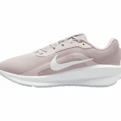 Nike Laufschuhe<· DOWNSHIFTER 13 platinum violet-white-photon dust