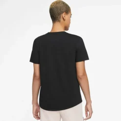 Nike Shirts<· Essential Icon Futura black