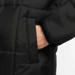 Nike Mäntel<· Essentials black-white
