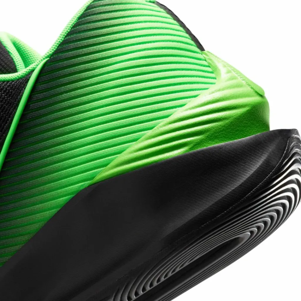 Nike Basketball|Basketball<· G.T. JUMP ACADEMY black-white-green strike
