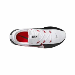 Nike Hallenschuhe<· LeBron TR 1 Aluminum University weisssilberschwarz