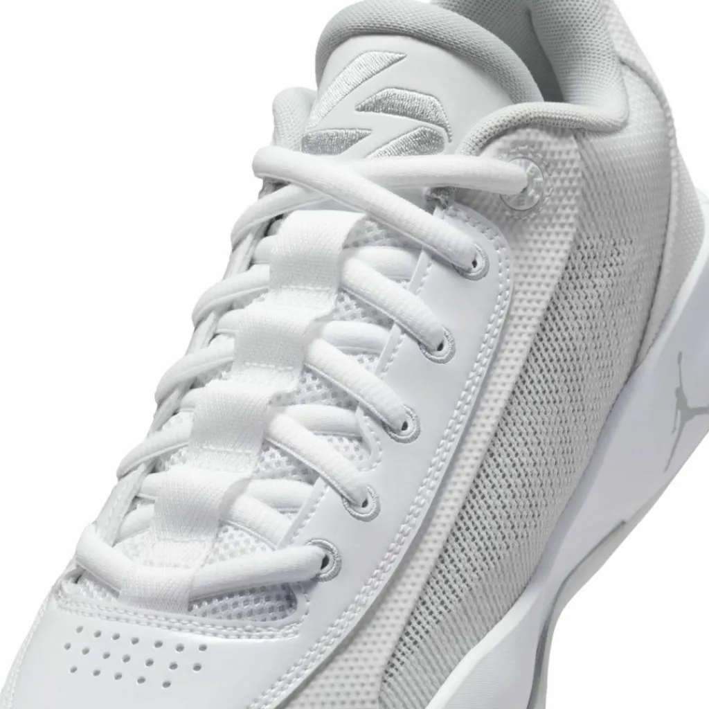 Nike Basketball|Basketball<· LUKA .77 white-grey fog