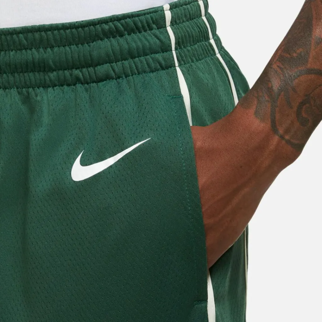 Nike Basketball|Basketball<· MILWAUKEE BUCKS fir-flat opal-white