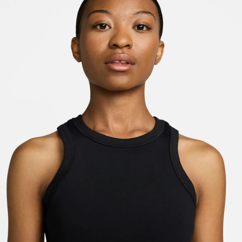 · One Damen Tops & Tanks
