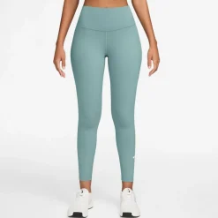 Nike Training<· ONE cannon