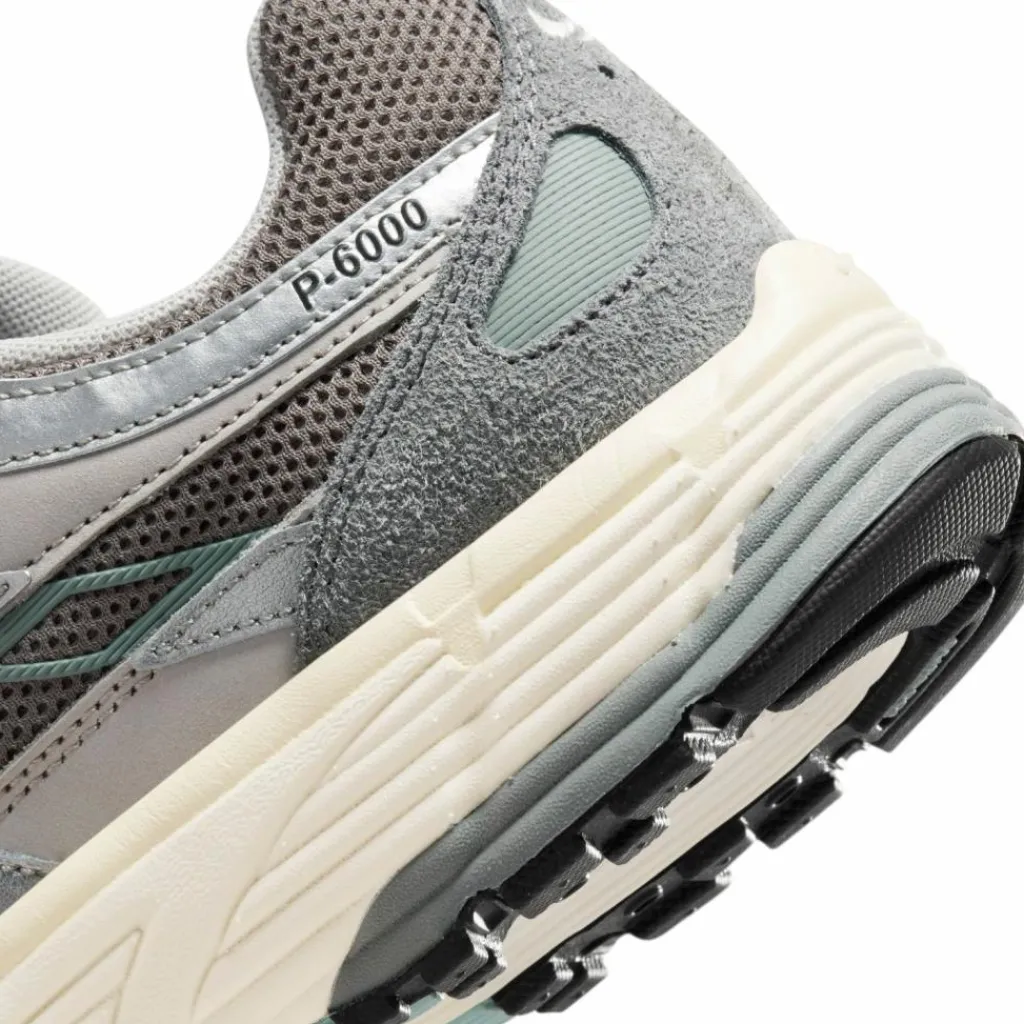 Nike Streetwear|Sneaker<· P-6000 flat pewter-white-light iron ore