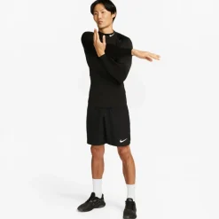 Nike Shirts<· Pro black-white