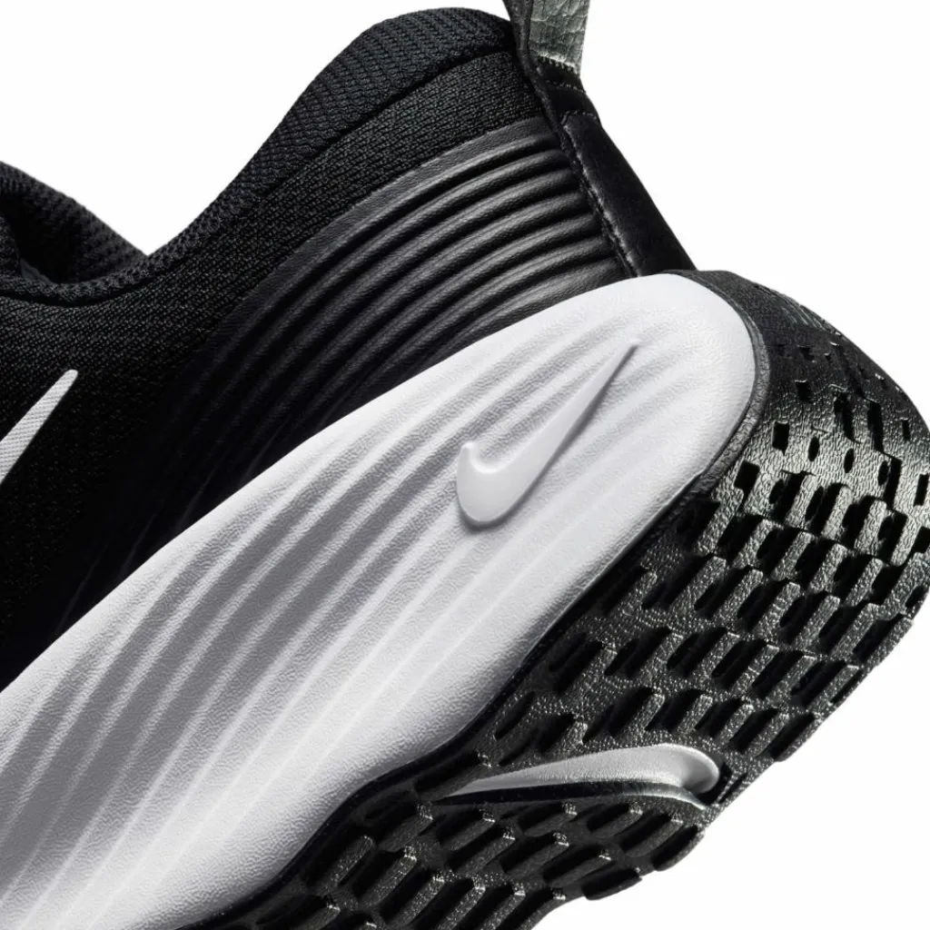 Nike Fitnessschuhe<· Promina black-white