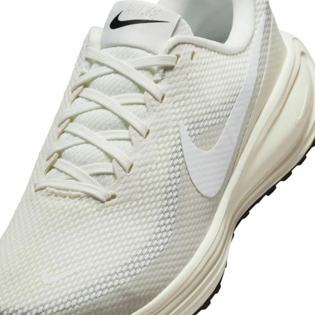 Outlet · REVOLUTION 8 Damen Laufschuhe