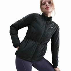 Nike Jacken<· SWIFT black-reflective silv