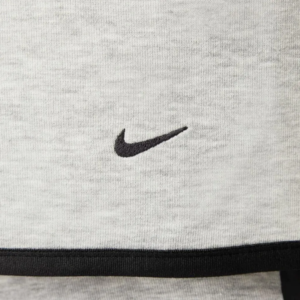 Nike Training|Jacken<· Tech Fleece dk grey heather-black