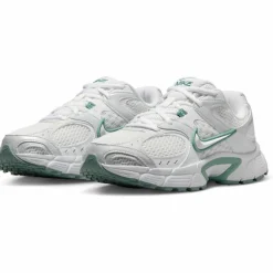 Nike Sneaker<· V5 RNR summit white-white-vast grey-cannon