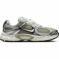 Nike Streetwear|Sneaker<· V5 RNR spruce fog-summit white-metallic si