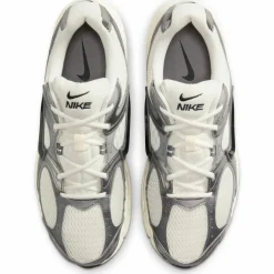 Nike Streetwear|Sneaker<· V5 RNR phantom-black-pencil point