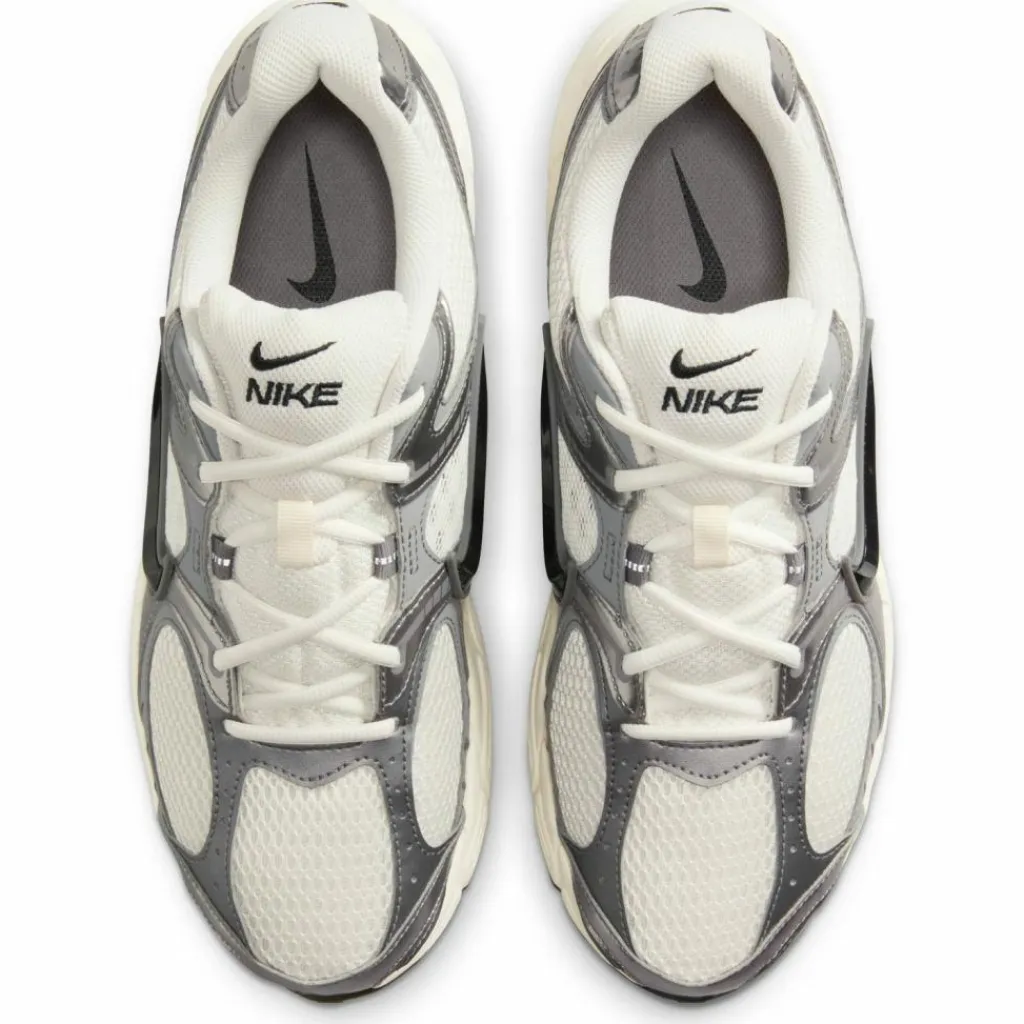 Nike Streetwear|Sneaker<· V5 RNR phantom-black-pencil point