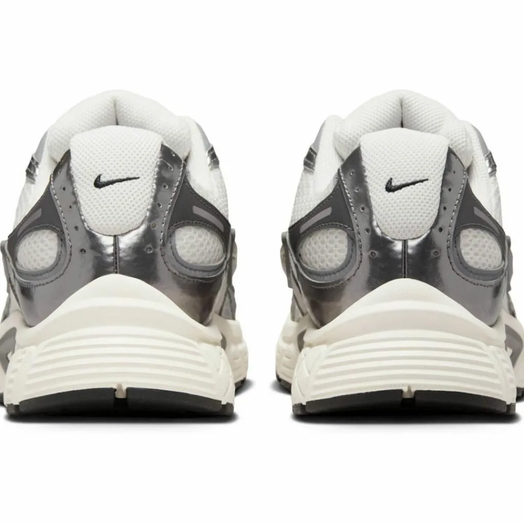 Nike Streetwear|Sneaker<· V5 RNR phantom-black-pencil point