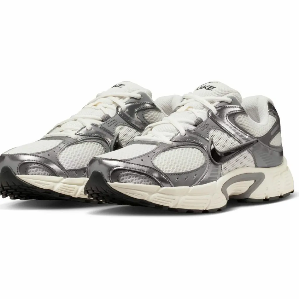 Nike Streetwear|Sneaker<· V5 RNR phantom-black-pencil point