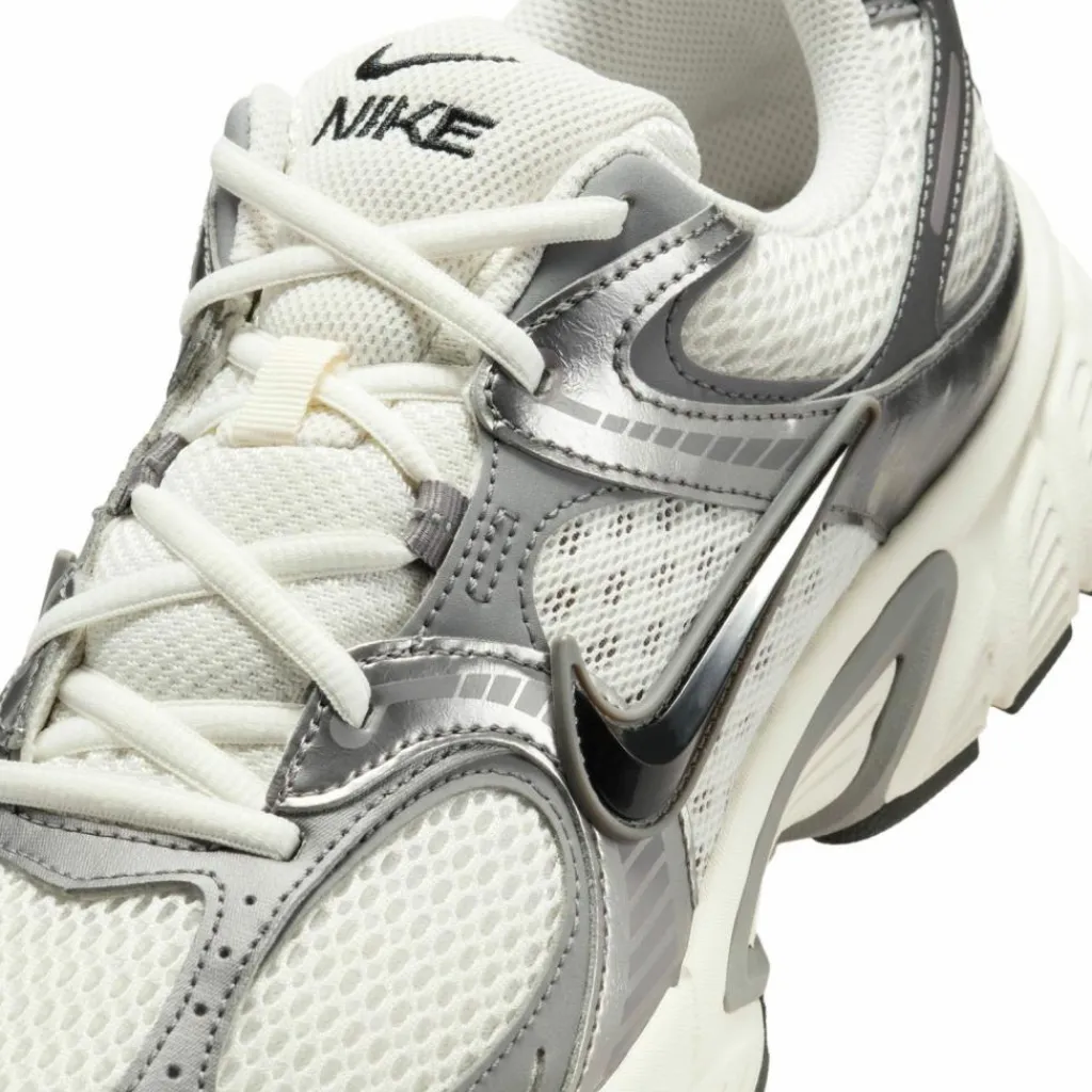 Nike Streetwear|Sneaker<· V5 RNR phantom-black-pencil point