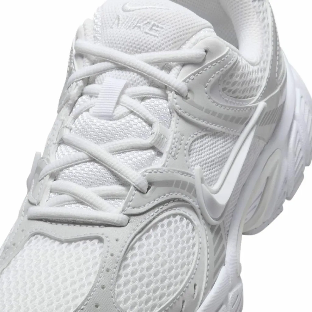 Nike Streetwear|Sneaker<· V5 RNR white-white-black-metallic silver