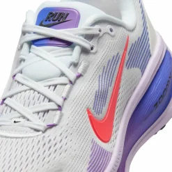 Nike Laufen|Laufen<· VOMERO 18 white-hot lava-violet mist-sapphire
