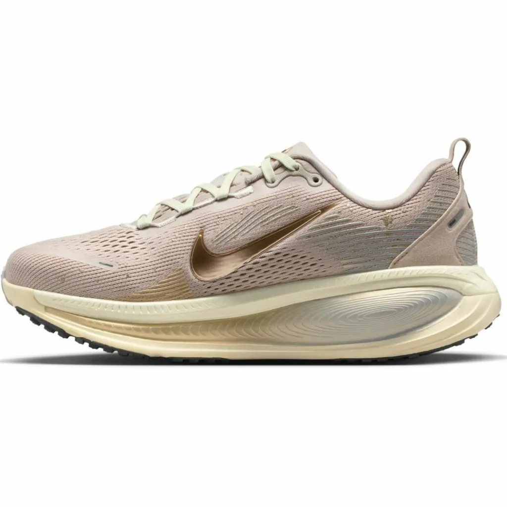 Nike Laufschuhe<· VOMERO 18 SE cream ii-mtlc gold grain-coconut mi
