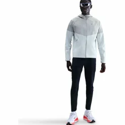 Nike Laufen|Jacken<· WNTRZD MILER pure platinum-reflective silv