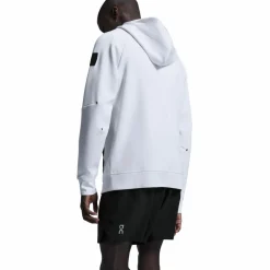 On Laufen|Laufen<· 7" Core Shorts black