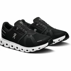 On Streetwear|Sneaker<· Cloud 6 black-white