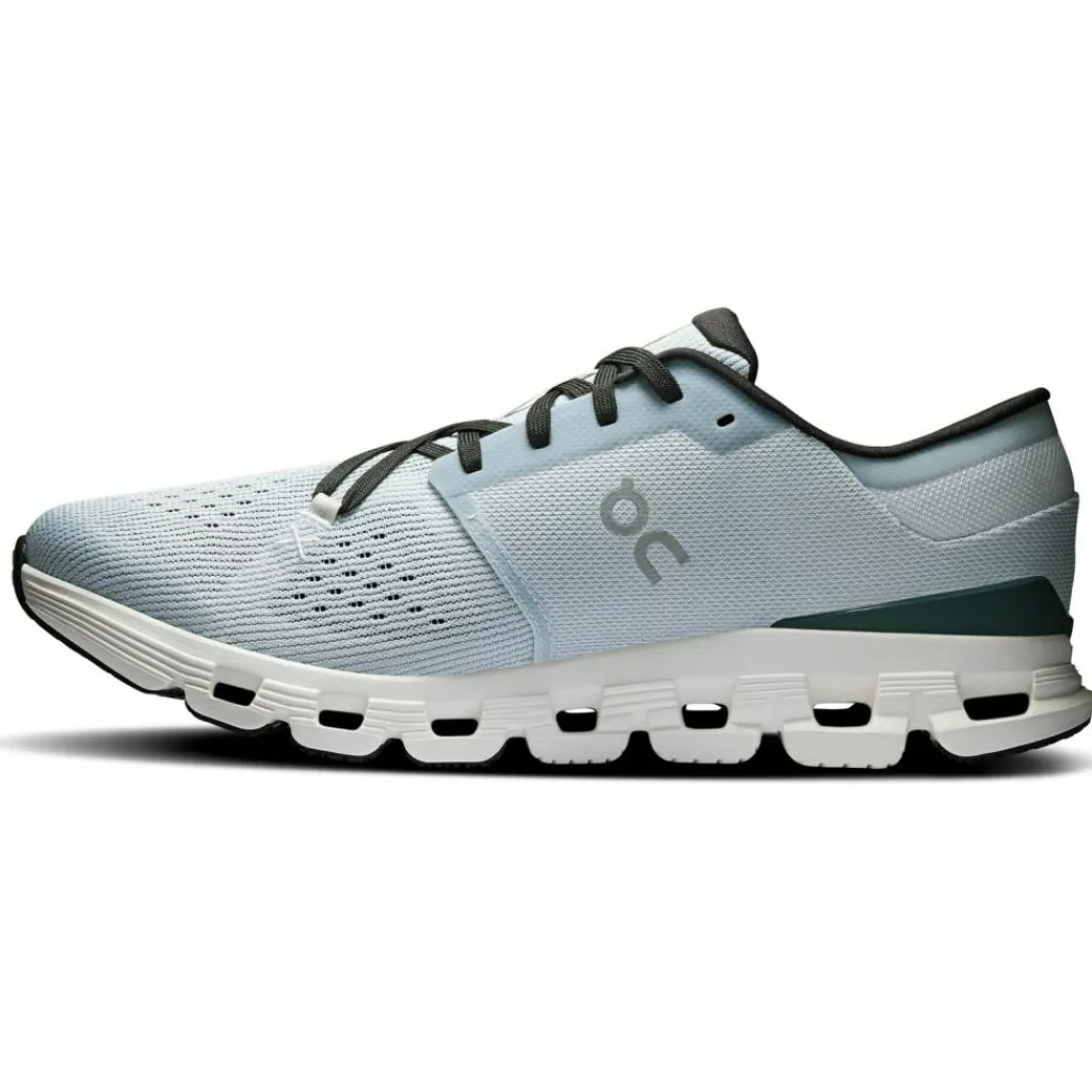 On Laufschuhe<· Cloud X 4 glacier-stone