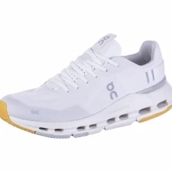 On Streetwear|Sneaker<· Cloudnova Form 2 white-ivory