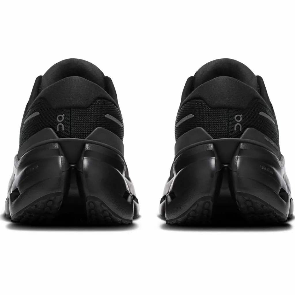 On Laufen<· Cloudrunner 3 Wide black-black