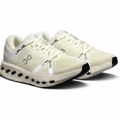 On Laufen|Laufschuhe<· Cloudsurfer 2 ivory-ivory
