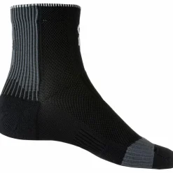 On Socken<· Performance Run Sock Mid black - eclipse