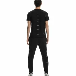 Hot · Performance-T Herren Shirts