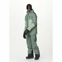 Picture Snowboarding<· DUGNAD shadow laurel wreath