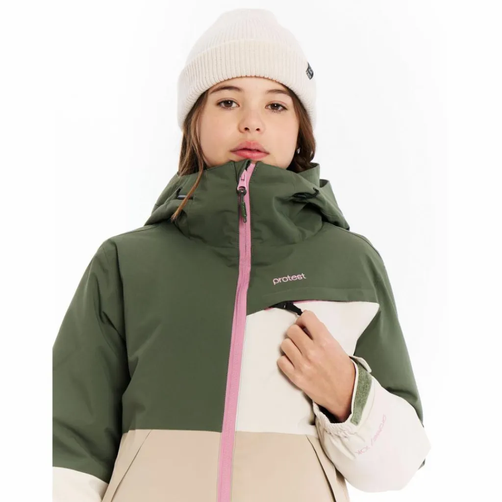 Protest Snowboarding<· Pippa thyme