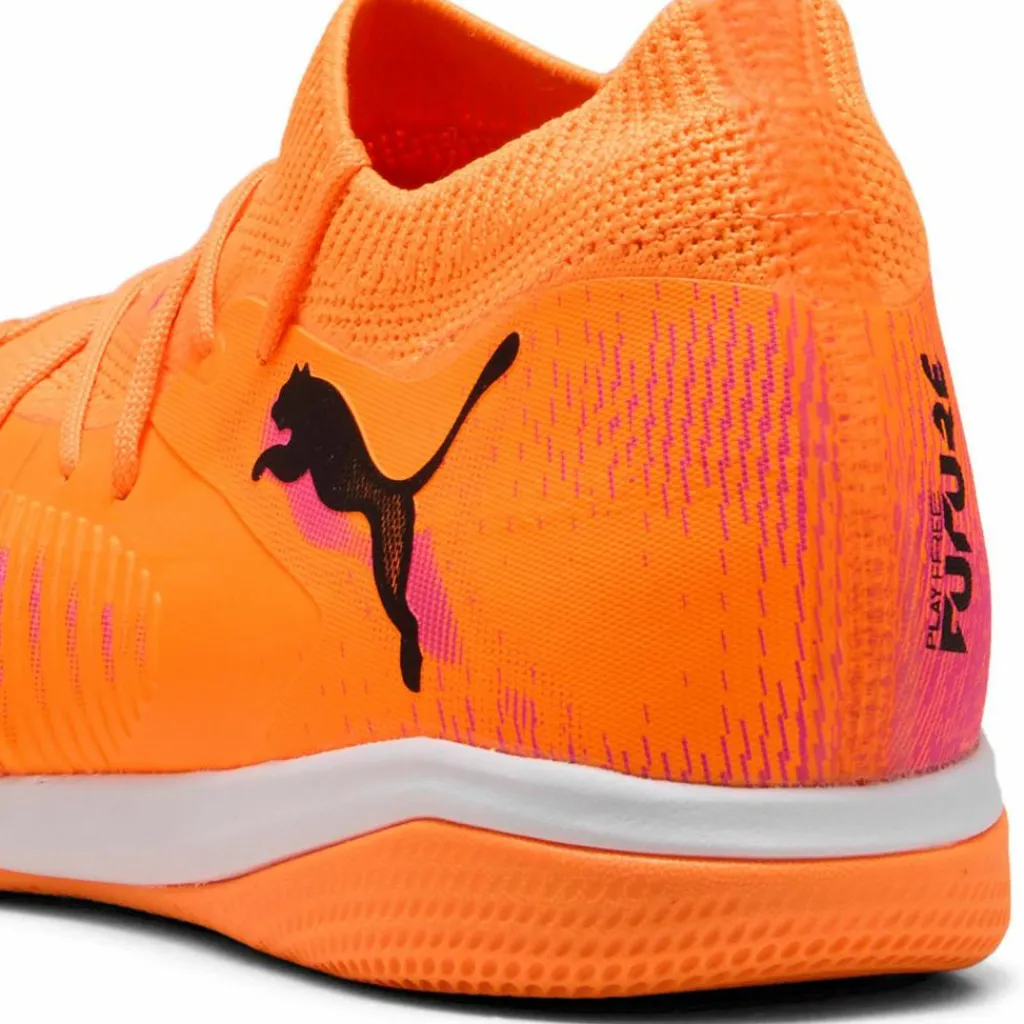 PUMA Hallenschuhe<· FUTURE 8 MATCH IT heat fire-puma black-ravish