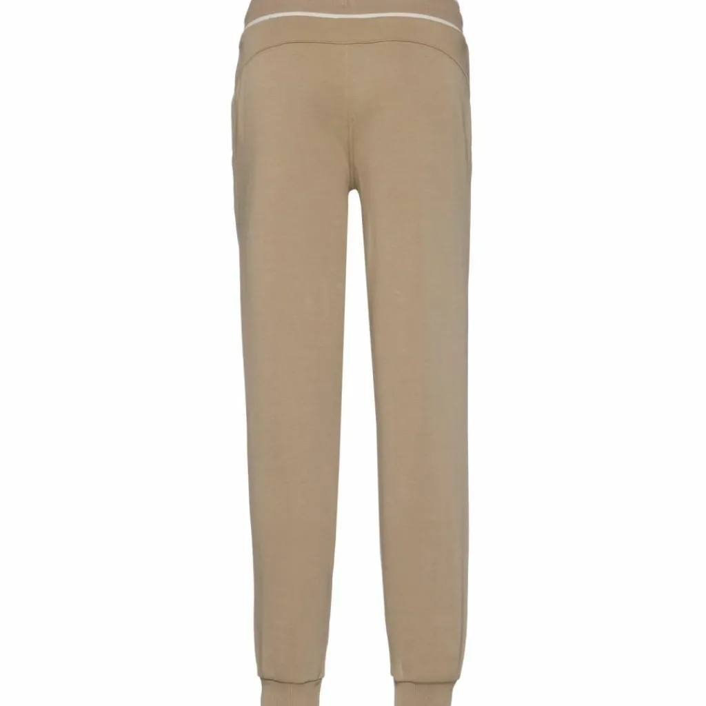 PUMA Loungewear<· Squad prairie tan