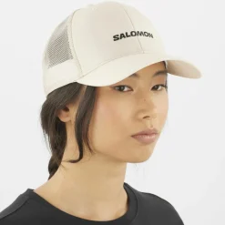 Salomon Travel|Travel<· TRUCKER rainy day