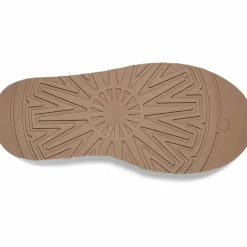 Ugg Winterschuhe|Boots & Stiefel<· Classic Mini Dipper chestnut