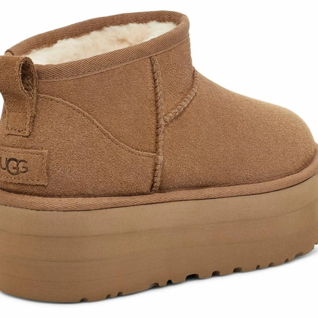 Ugg Streetwear|Winterschuhe<· Classic Ultra Mini Platform chestnut