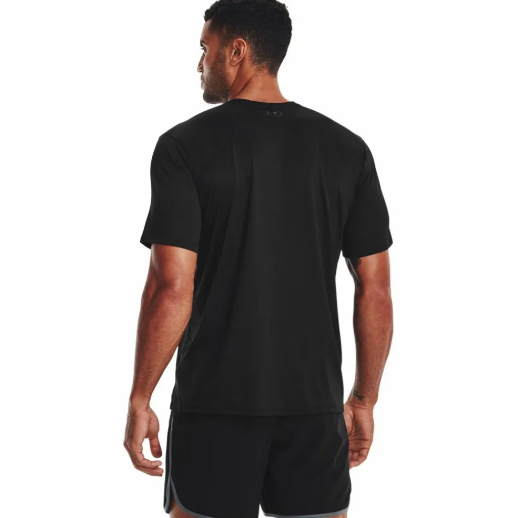 Under Armour Shirts<· Tech Vent black